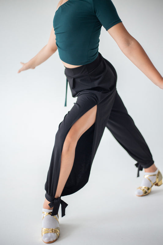 Штани латина