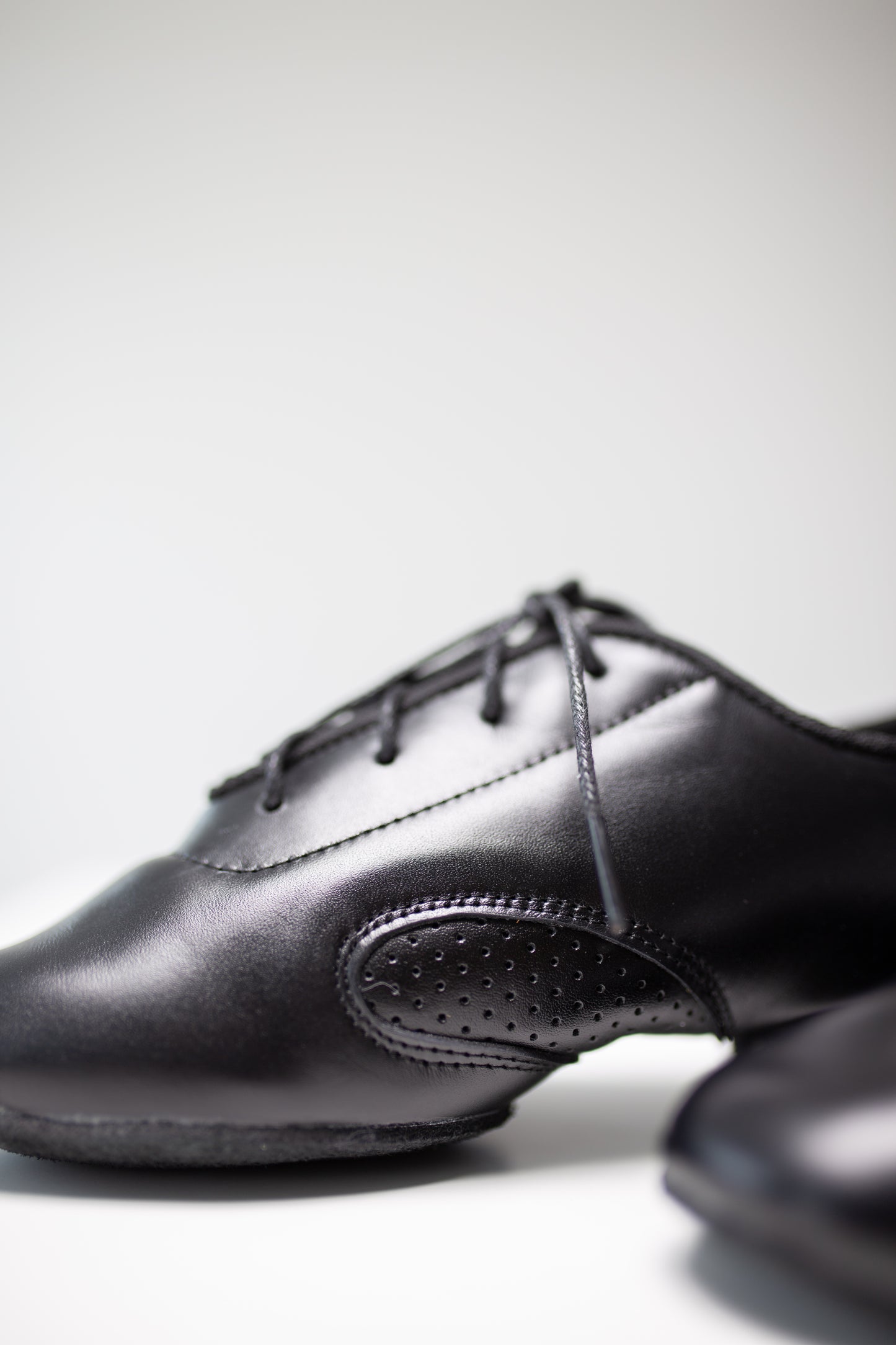 Взуття для хлопчика шкіра .Універсал