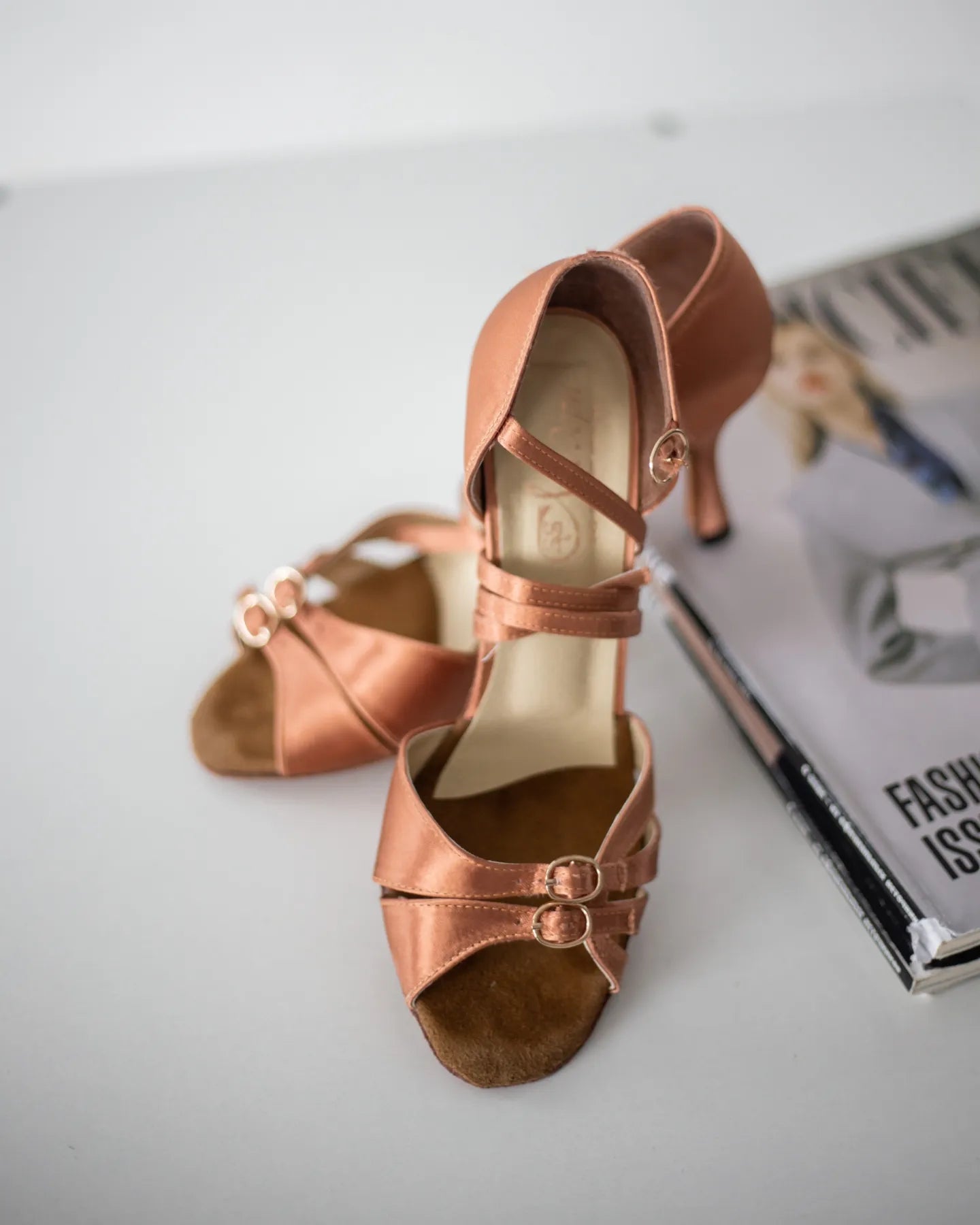 Взуття Латина